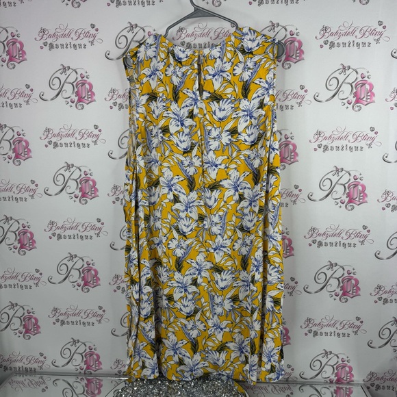 New look inspired long tank top blue Floral Yellow and White mini Dress Lillie’s - Picture 2 of 8